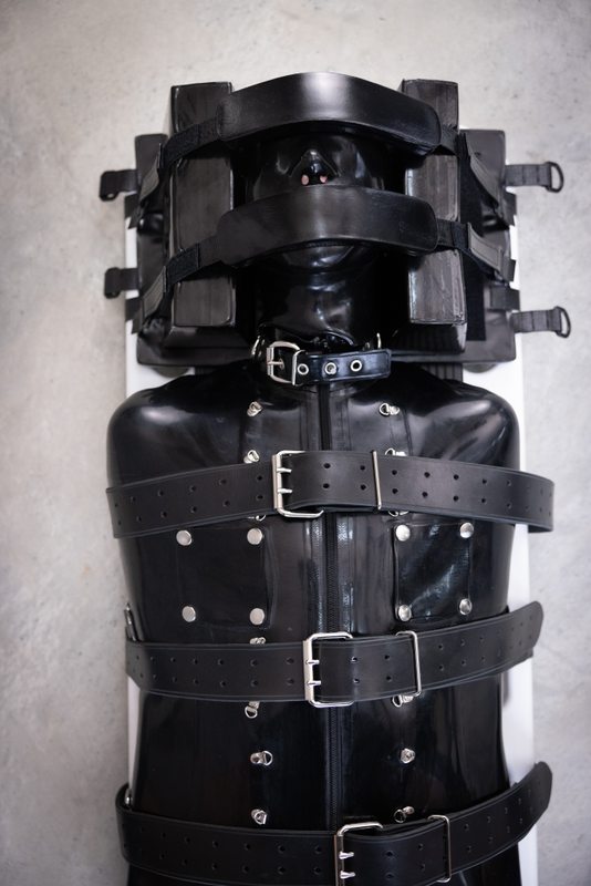 A sexy photograph of Cam Damage in black latex. Tagged with: sleepsack. Posted June 2019.