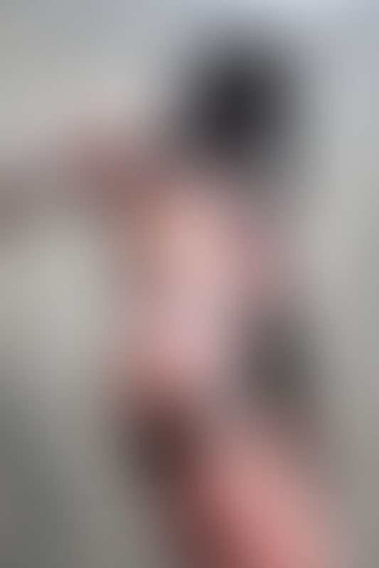 Cam Damage in Transparent and Purple Latex № 5