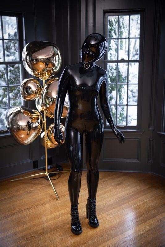 A sexy photograph of Vespa in black latex. Posted April 2021.