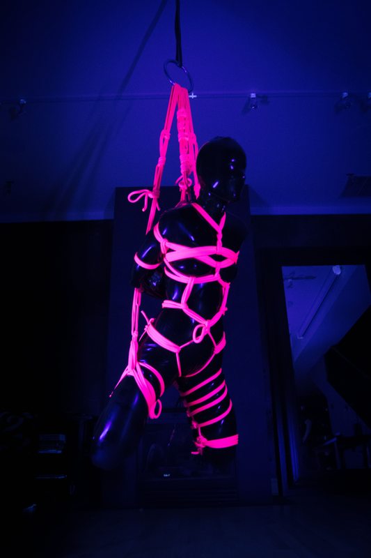 Vespa in Black Latex № 67 A sexy photograph of Vespa in black latex. Tagged with: rope / shibari. Posted February 2019.