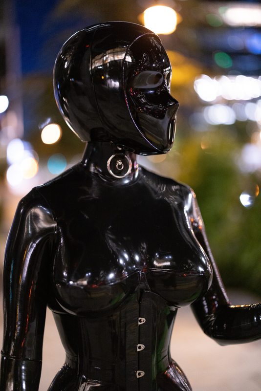 A sexy photograph of Vespa, in black latex. Tagged with: in public. Posted September 2021.