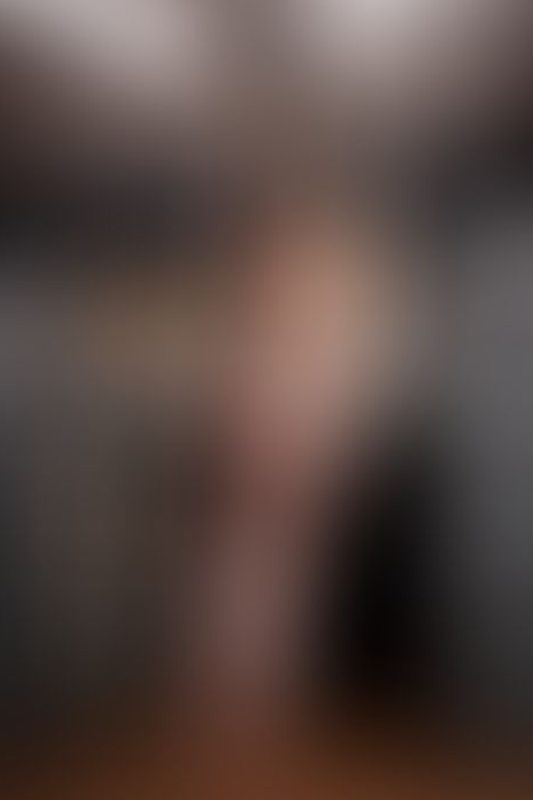 A sexy photograph of Aphrobitey showing bare skin. Posted February 2022.