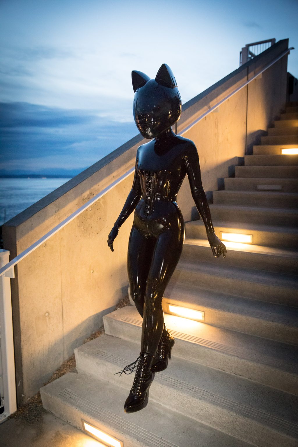 Art Walk A photo album of Vespa, Nico & Rope Candy, in black, white & red latex. Tagged with: in public & space kitten. Posted January 2018.