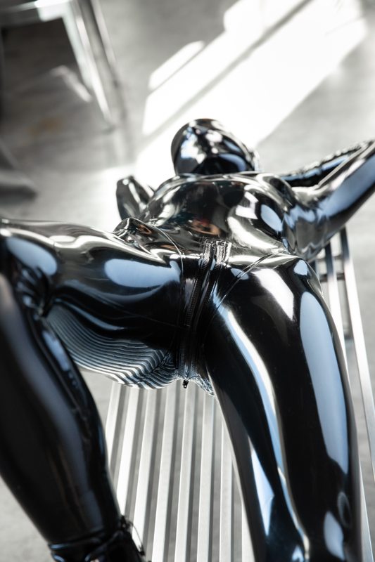 A sexy photograph of Vespa in black latex. Posted October 2019.