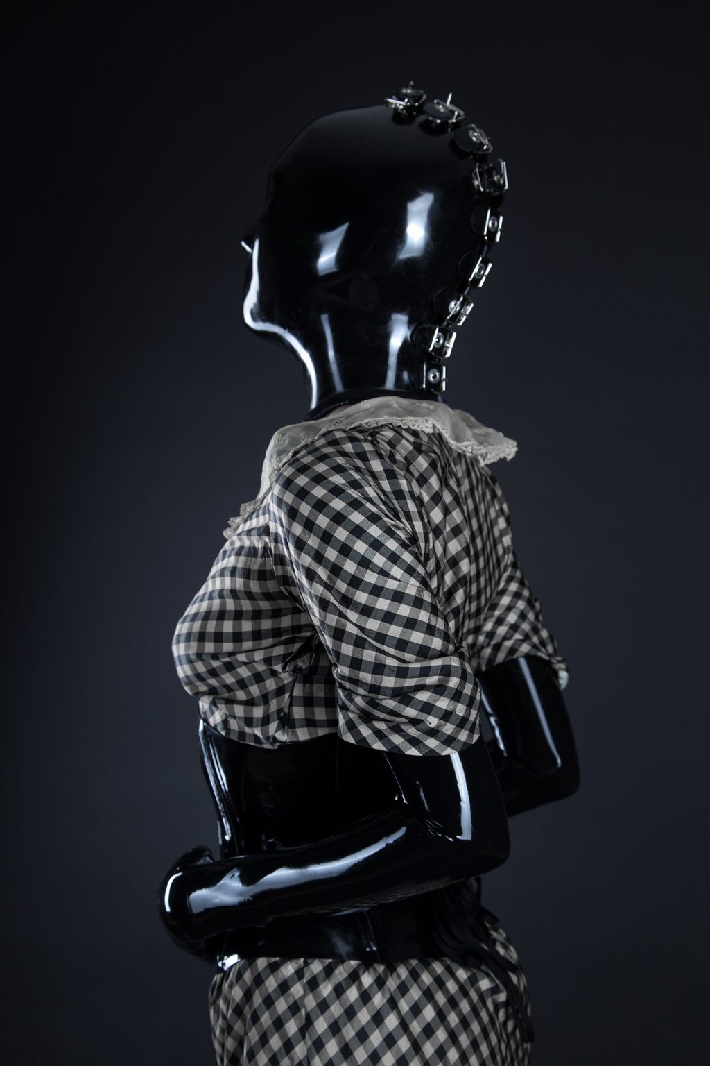 Brutal Taste A photo album of Someone, in black latex. Posted August 2016.