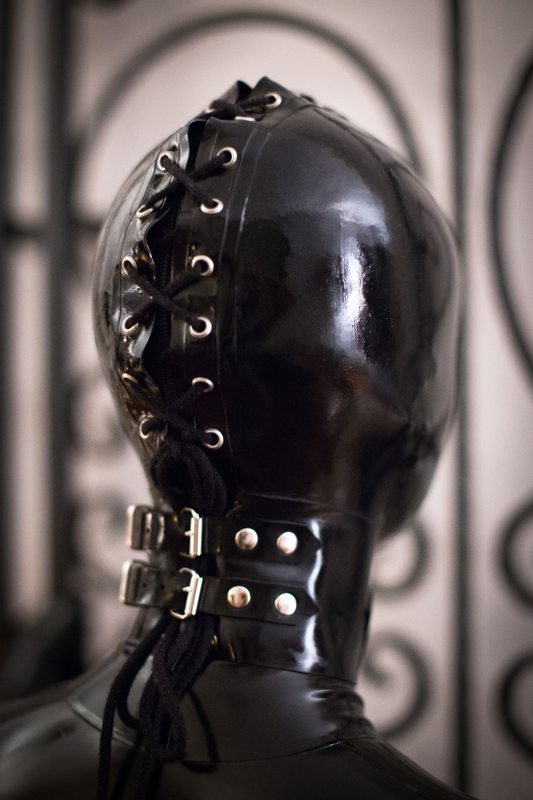 A sexy photograph of Vespa, in black latex. Posted June 2015.