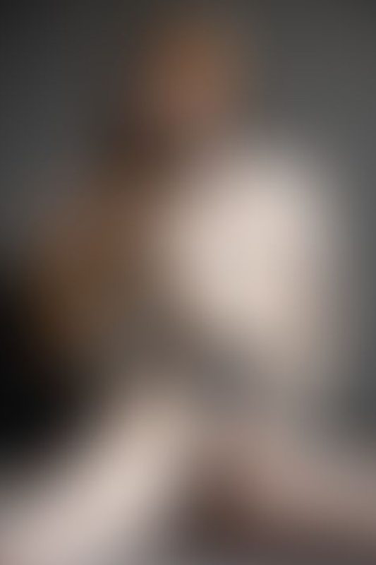 A sexy photograph of Mbot showing bare skin. Posted July 2020.