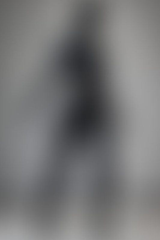 A sexy photograph of Vespa in black latex. Posted October 2022.