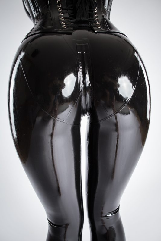 A sexy photograph of Vespa, in black latex. Posted November 2015.