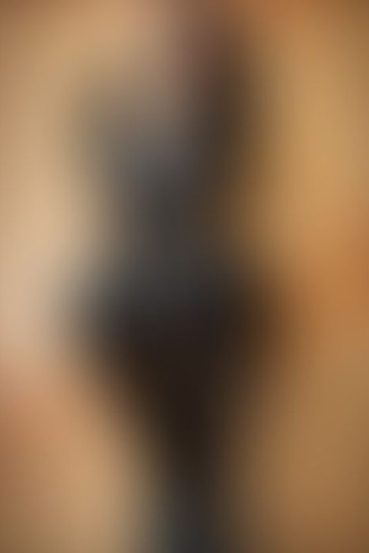 A sexy photograph of Glossy Toy in black latex. Tagged with: gasmask. Posted March 2019.