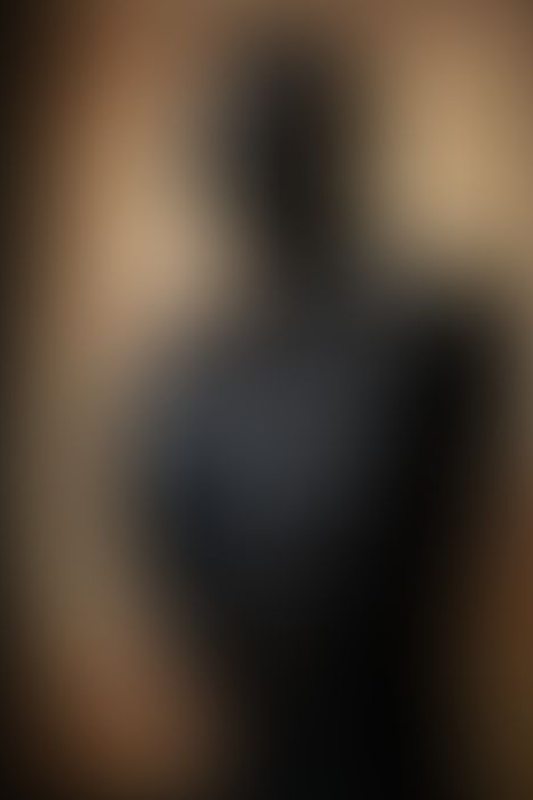 A sexy photograph of Mbot in black latex. Tagged with: gasmask. Posted March 2018.