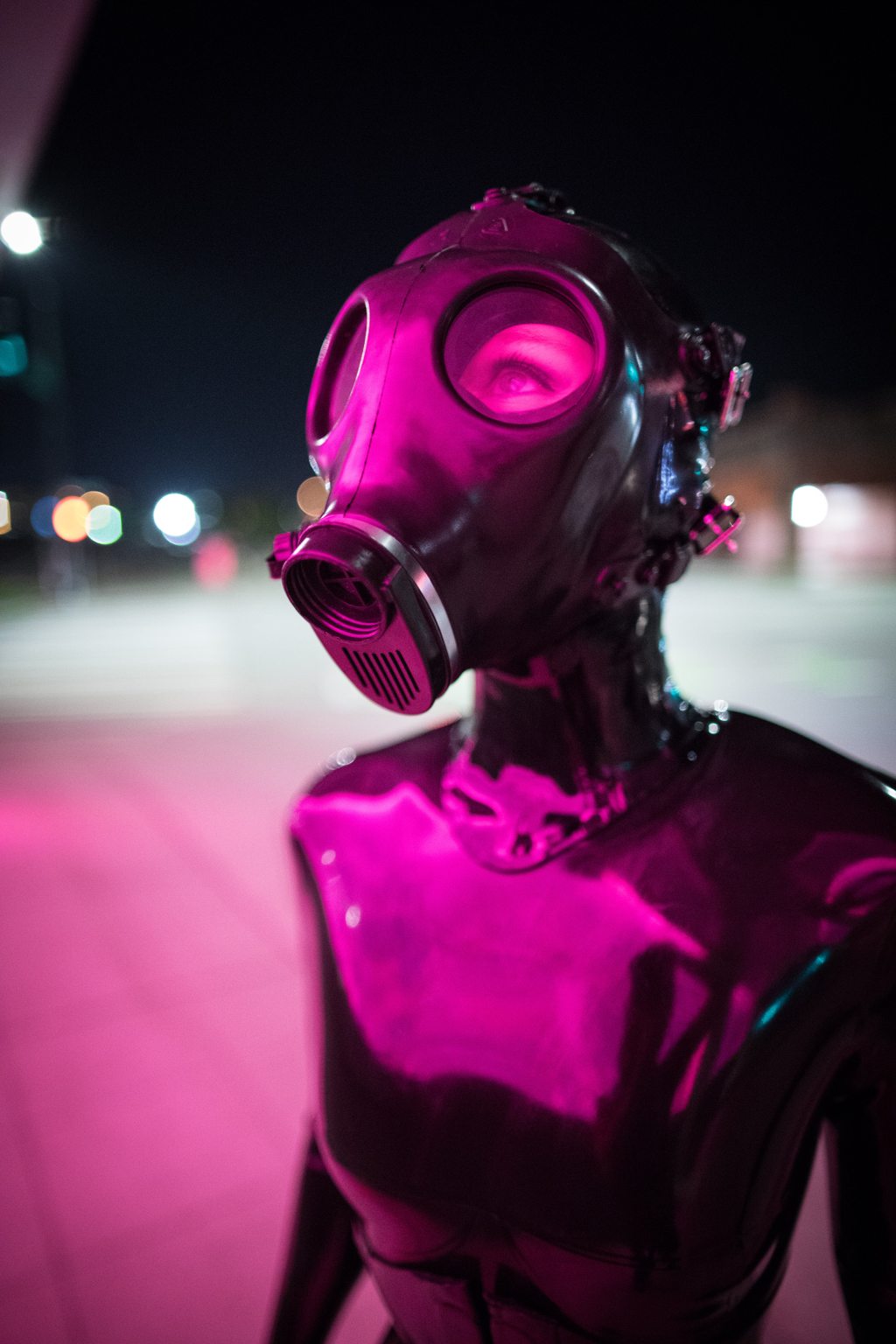 Modern Rubberdolls of the City A photo album of Vespa, in black latex. Tagged with: in public, gasmask & space kitten. Posted September 2017.