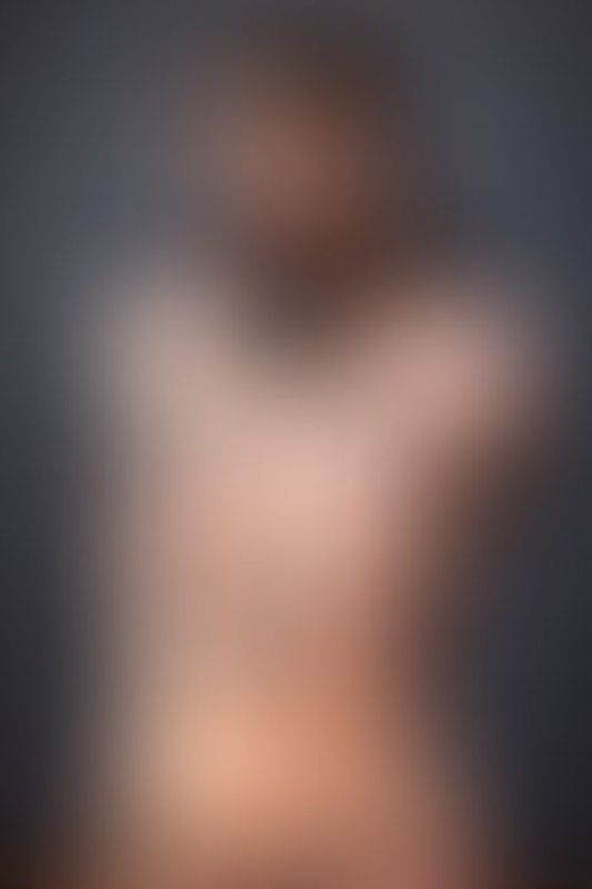 Riah № 20 A sexy photograph of Riah showing bare skin. Tagged with: tattoos. Posted February 2022.