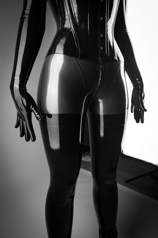 A sexy photograph of Vespa in metallic latex. Posted January 2016.
