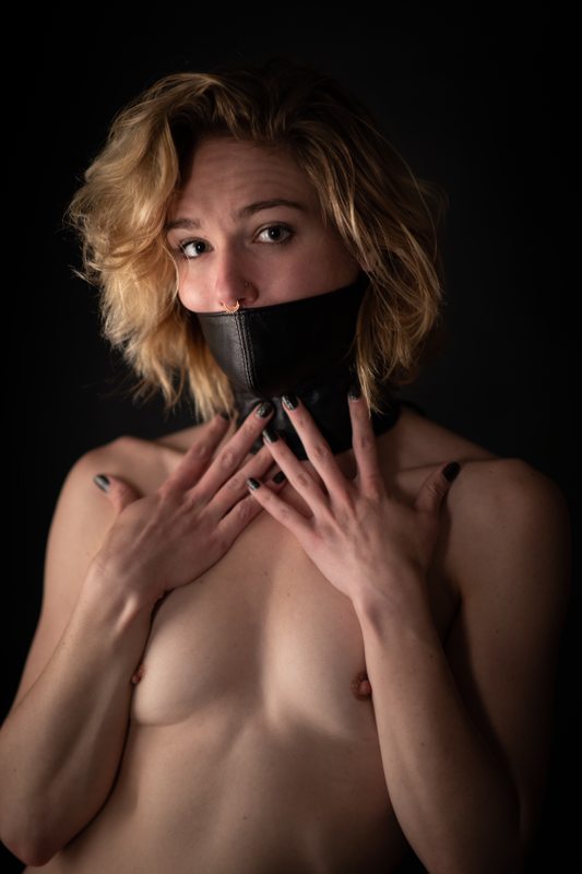 A sexy photograph of Someone. Tagged with: muzzle. Posted October 2019.