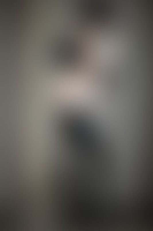 A sexy photograph of Mbot showing bare skin. Tagged with: moto helmet. Posted June 2021.