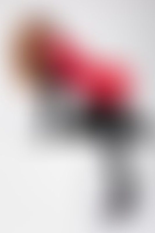 A sexy photograph of Kinki Venus in red latex. Posted November 2018.