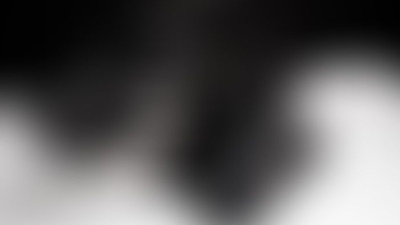 A sexy video of Vespa in black latex. Tagged with: breath play / choking, degradation / humiliation, gasmask &amp; armbinder. Posted June 2017.