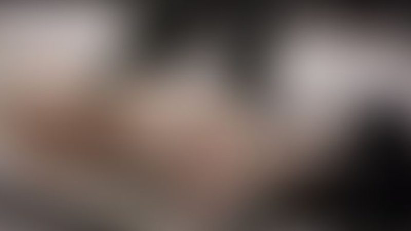 A sexy video of Vespa &amp; Cam DamageTagged with: breath play / choking, gasmask, tattoos &amp; vacbed. Posted January 2020.