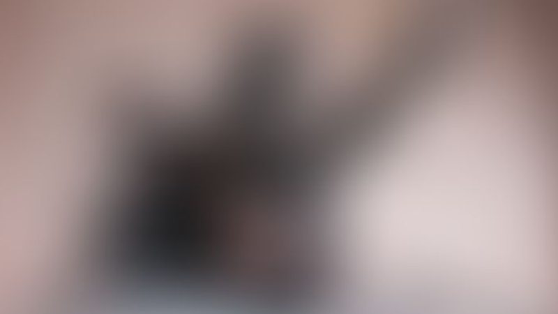 A sexy video of Awlivv &amp; Kiss Me Deadly Doll in black latex. Tagged with: rope / shibari &amp; fucking machine. Posted June 2025.